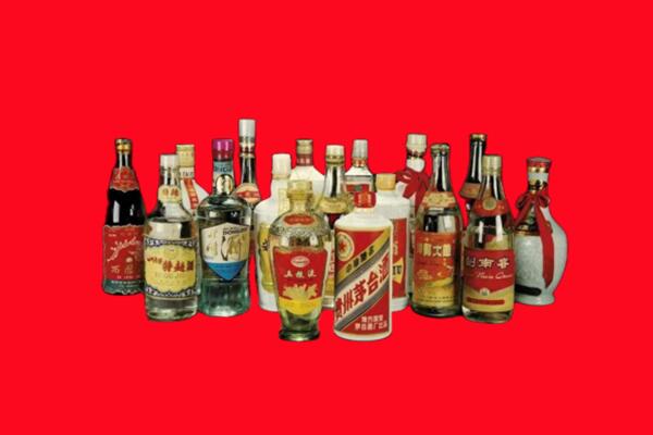 襄阳市回收十八老酒.jpg